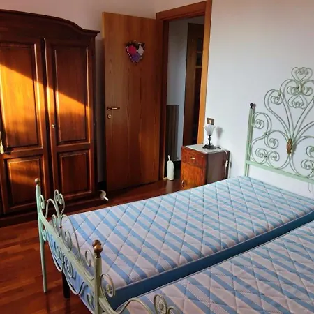 Semesterbostad Mare Monti *